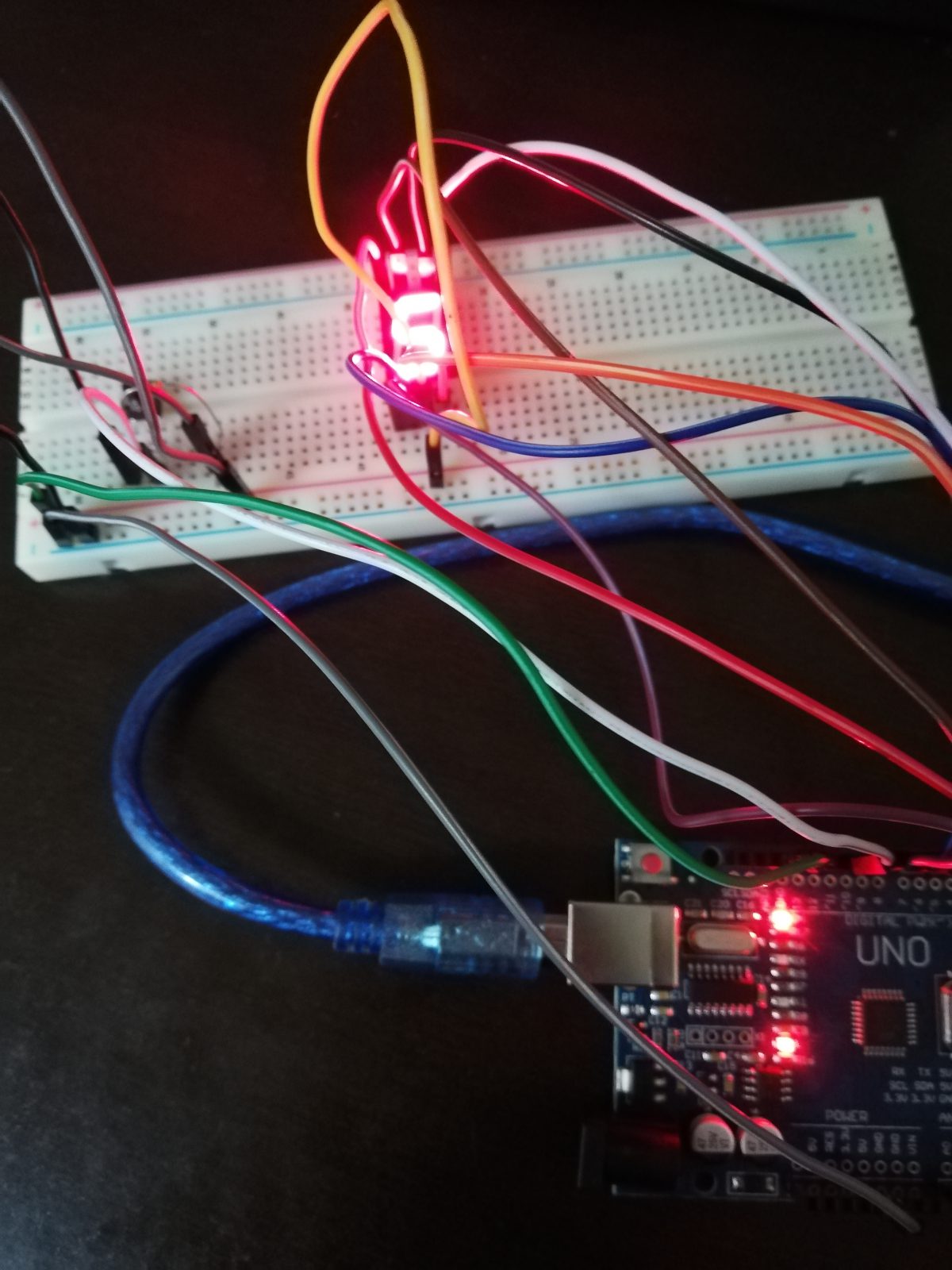 Arduino UNOでタクトスイッチのカウンタ – ソフトウェアエンジニアの技術ブログ：Software engineer tech blog